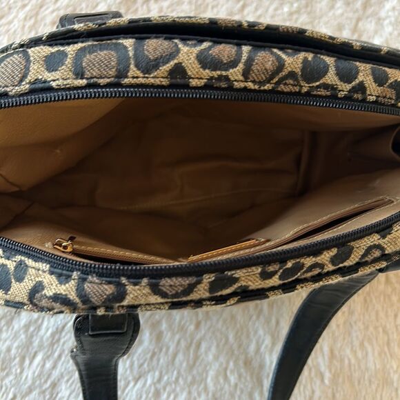 La Tour Eiffel cheetah satchel bag - Picture 13 of 16